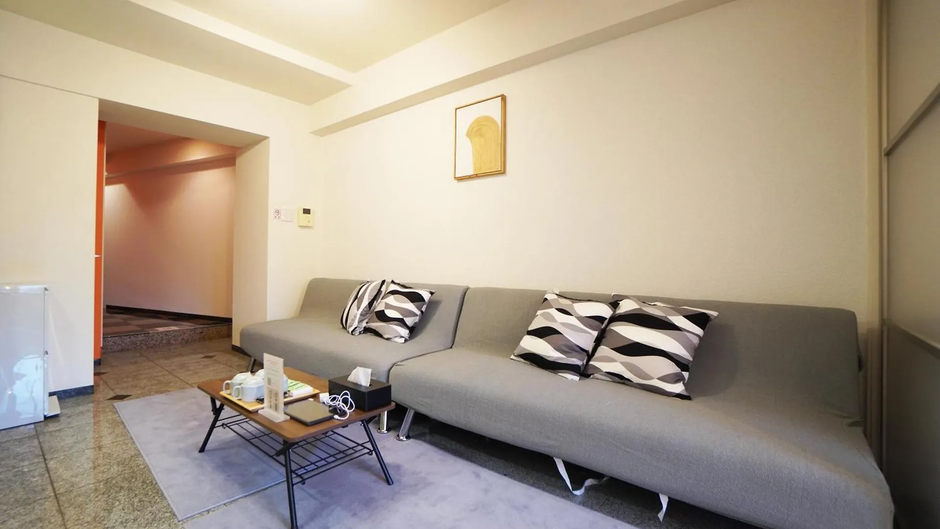 Apartment Anaha Naniwa Nibankan Ōsaka